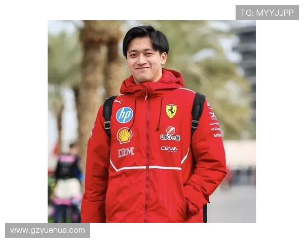 2025年JLo惊艳亮相F1法拉利车队 力压蝙蝠侠追星成功